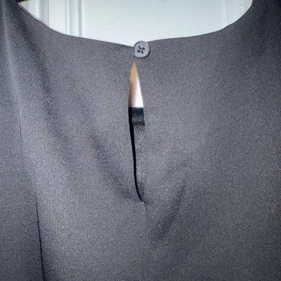 Banana Republic Flounce-Hem Fit-and-Flare Black Dress (NWOT) - Picture 4 of 8